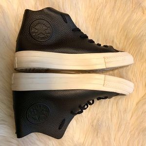 Converse Black Genuine Leather - Unisex